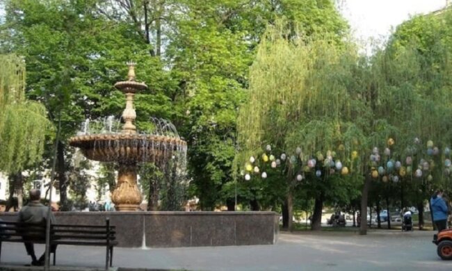 Забудовнику відмовлено: сквер Чкалова в Києві захистили від знищення