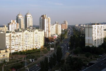 На проспекті Героїв Сталінграду облаштують велодоріжки