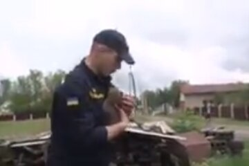 На Буковині від великої води врятували цуценят (відео)