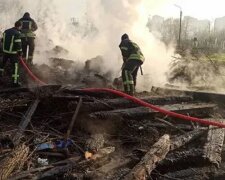 На київському кладовищі сталася пожежа