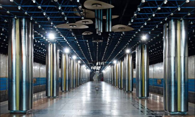 У Києві призупинено рух зеленої гілки метро