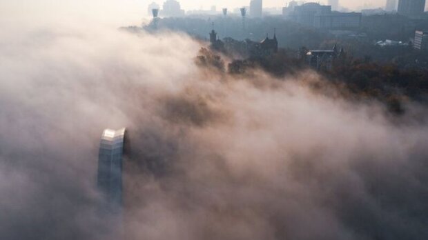 Київ накрило густим смогом
