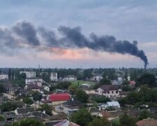 У Криму лунають вибухи в районі Джанкоя: горить склад боєприпасів – ЗМІ (відео)