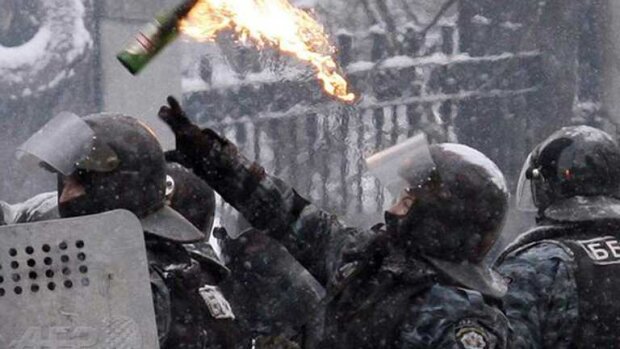 Екскомандир Беркута отримав підозру через організацію вбивств активістів на Майдані