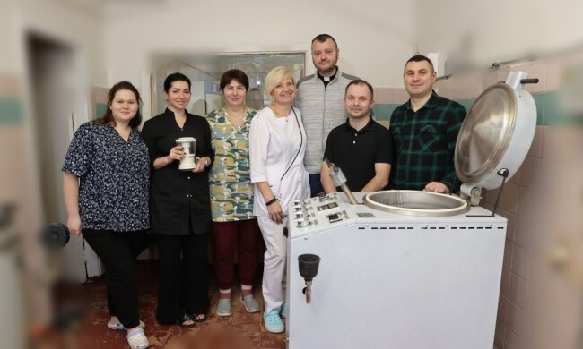 Німецька парафія УГКЦ допомогла придбати медобладнання для лікарні у Києві