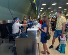 Порятунок від банкрутства: аеропорт Київ скорочує половину співробітників