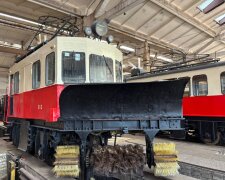У Києві відремонтувати травмай-снігоочисник, якому майже 100 років