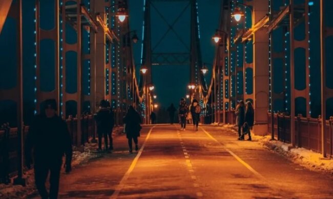 Вночі у Києві вдарить сильний мороз, очікується сніг та ожеледиця