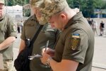 "Допомагайте, адже якщо фронт впаде - пощади не буде". Київський ТЦК виступив із заявою