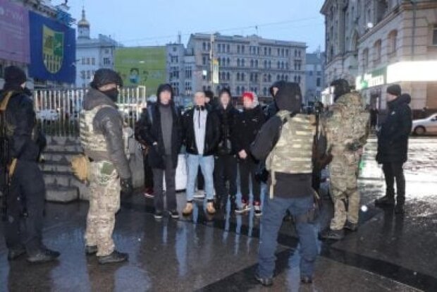 Масові бійки серед молоді: поліція затримує підлітків із “ПВК Редан” по Україні (відео)