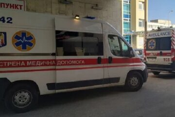 На Київщині в лікарні померла 8-річна дівчинка: батьки звинувачують медиків