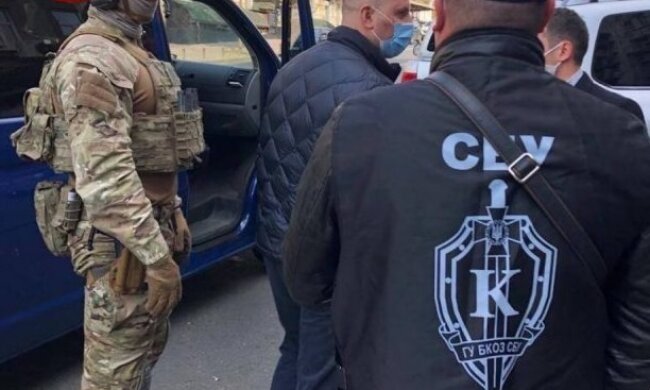 Спецназ СБУ затримав у центрі Києва співробітника ДБР