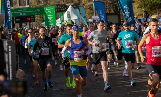 Київський марафон Незламності об’єднав багатьох мешканців й гостей Києва в дусі спорту, донатів та допомоги ССО