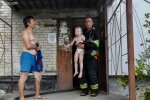 У Бородянці з палаючої квартири врятували матір і дитину