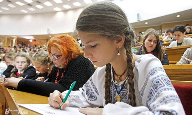 Мовний фронт: Рада ухвалила нову стратегію зміцнення держави