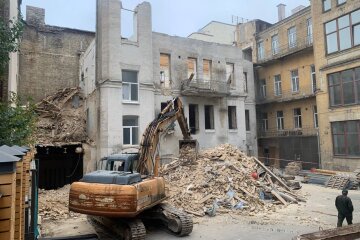 Суд Києва арештував майновий комплекс на Рейтарській і заборонив проведення будівельних робіт