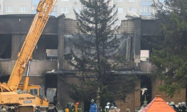 Стали відомі імена пілотів та пасажирів гвинтокрила, що впав на дитсадок у Броварах