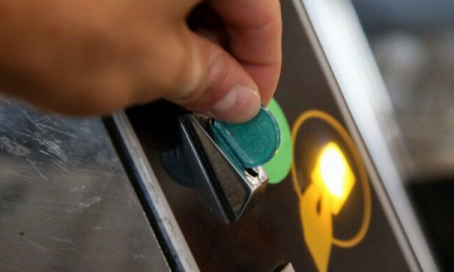 Назвали ще одну станцію метро, де не продаватимуть жетони