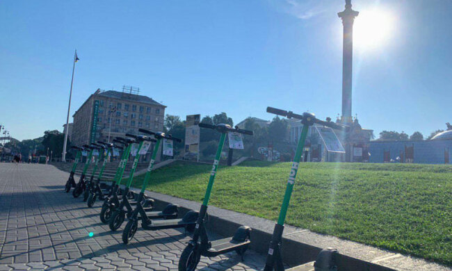 Bolt запустила в столиці прокат електросамокатів – мер вимагає їх прибрати