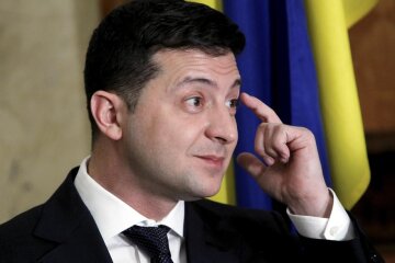 Більше на копів, менше на субсидії: Зеленський підписав закон про зміни у бюджеті