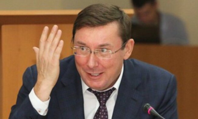 У Раді розказали, чому Зеленському не вдасться позбутися Луценка