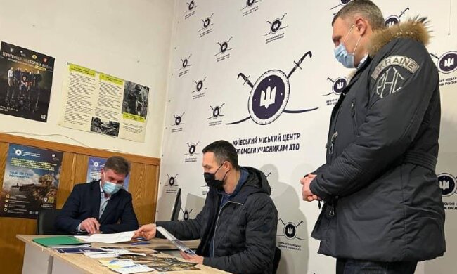 Володимир Кличко подав заяву на вступ до тероборони Києва