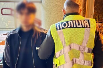 У столиці побили і пограбували дівчину під час першого побачення
