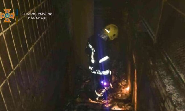 На столичній Троєщині горіла школа