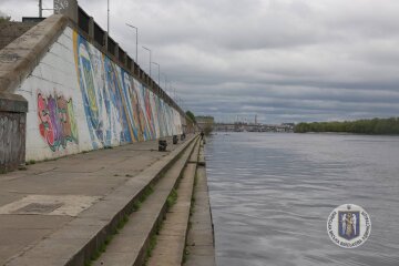 Рівень води у Дніпрі знизився на понад 120 см, водопілля відступає — КМВА скасували І рівень небезпеки