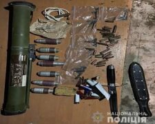 У жителя Київщини вилучили цілий арсенал зброї, вибухівку та гранатомет