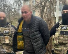 Працював за копійки на ГРУ: у Краматорську затримали зрадника-мародера, який підпалив бронемашину ЗСУ