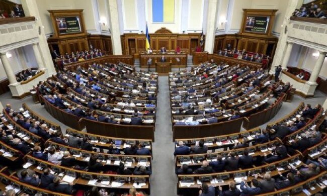 Викривачі корупції будуть отримувати грошову винагороду
