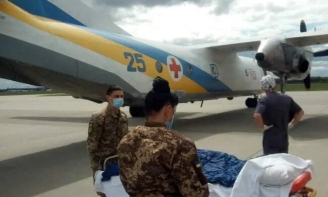 До Києва доставлені поранені бійці з Донбасу