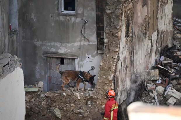 Рятувальники знайшли чотири тіла під зруйнованим вибухом будинком у Марселі