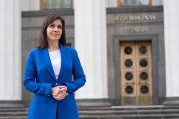 Колишня народна депутатка поповнить команду “ЄС” у Київраді замість генерала Кононенка, який склав мандат заради уваги фронту