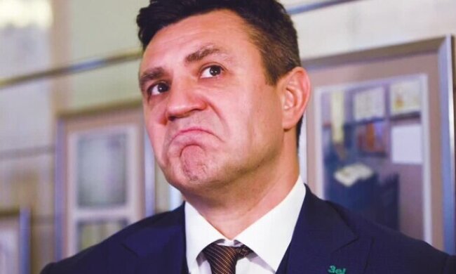 «Бенкет під час коронавірусу»: нардеп Микола Тищенко відбувся доганою