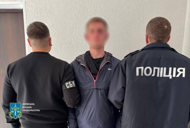 У Києві Герою України у день народження спалили автомобіль агенти спецслужб рф
