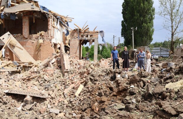Внаслідок недільної атаки рф по Київщині, пошкоджено 72 приватних будинки, 8 багатоповерхівок та лікарню