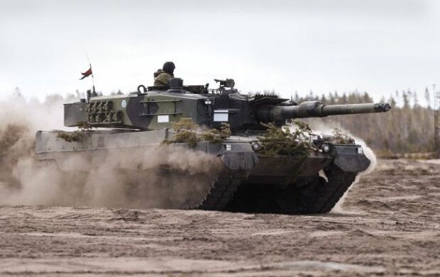 Бійці ЗСУ провели бойові стрільби з танка Leopard 2, навчання в Німеччині завершується