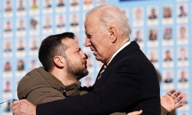 Військова допомога на 500 млн доларів та нові санкції: що Байден обіцяв Зеленському в Києві