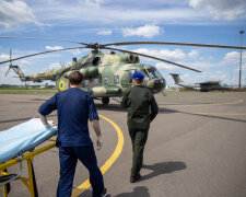 До Києва доставили важко пораненого бійця з Донбасу