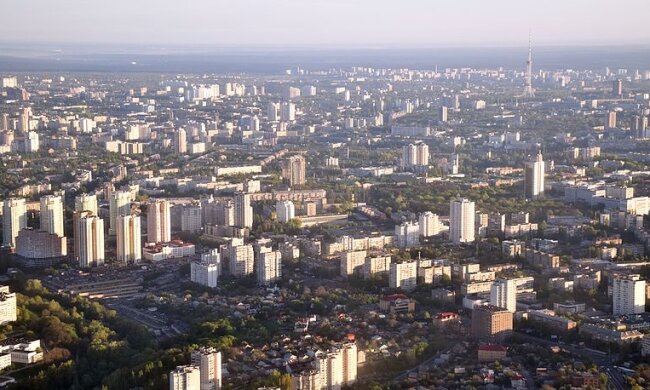 До столичної громади повернули 3 квартири у Солом’янському районі