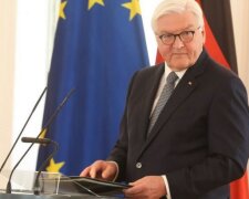 Залишили минуле позаду. Штайнмайер подзвонив Зеленському