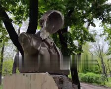 В окупованому Маріуполі партизани влаштували «ленінопад» (відео)