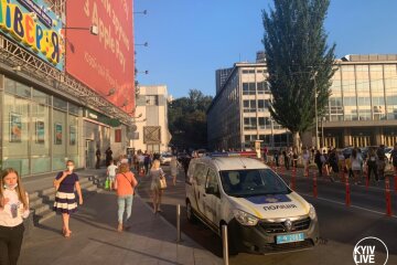 У Києві повідомили про мінування ТРЦ