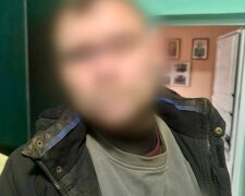 Кривава розправа на Київщині: молодик під наркотиками забив пенсіонера стільцем