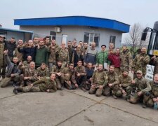 Обмін полоненими. Додому повернулись ще 45 українських військових (відео)