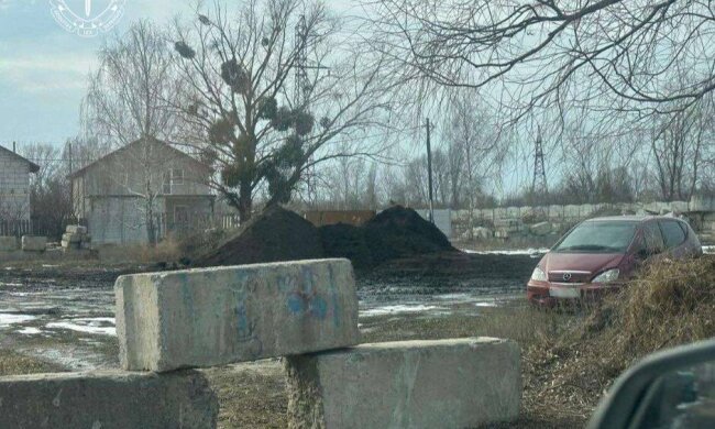 Схема з «будинком-привидом»: як у киян намагалися відібрати землю в Бортничах за 1,2 млн грн