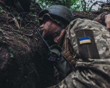 Замінували під носом в окупантів: ЗСУ на Луганщині підірвали понтонний міст