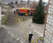 У Білій Церкві спалахнула роздягальня школи, причиною вважають павербанк